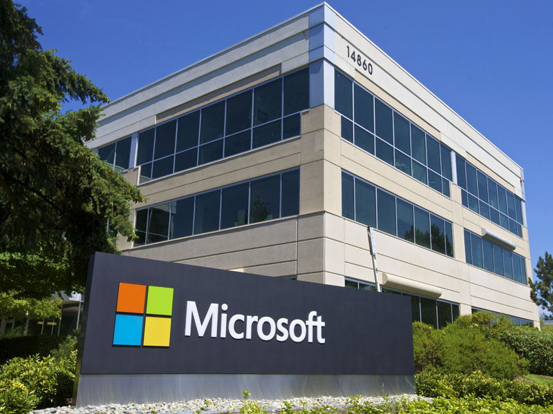 Microsoft outdoes Salesforce as the global SaaS leader